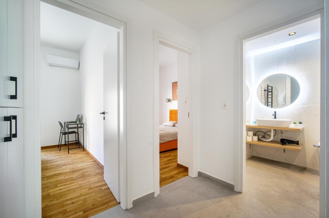 Majestic Flat With Huge Terrace In The City Center Athena Bagian luar foto