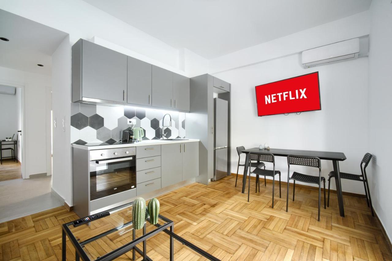 Majestic Flat With Huge Terrace In The City Center Athena Bagian luar foto