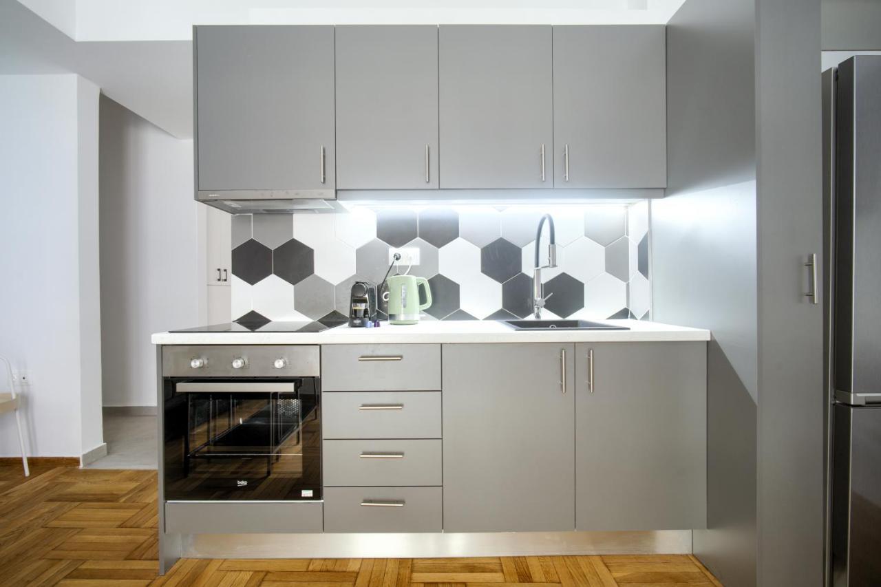 Majestic Flat With Huge Terrace In The City Center Athena Bagian luar foto